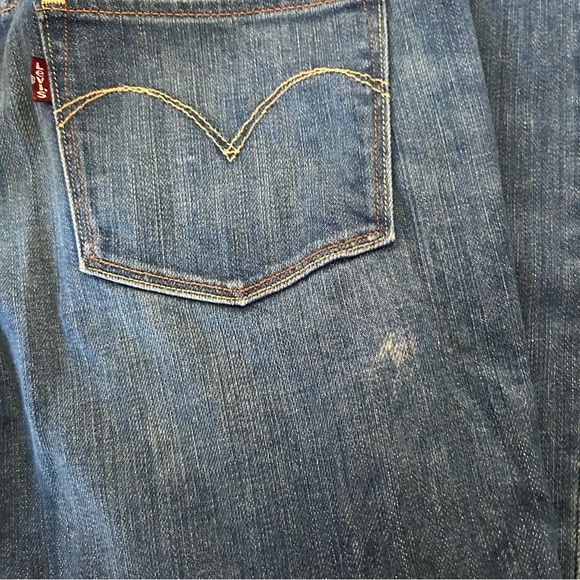 Levi’s Women’s Bohemian Denim Jeans - Picture 8 of 8